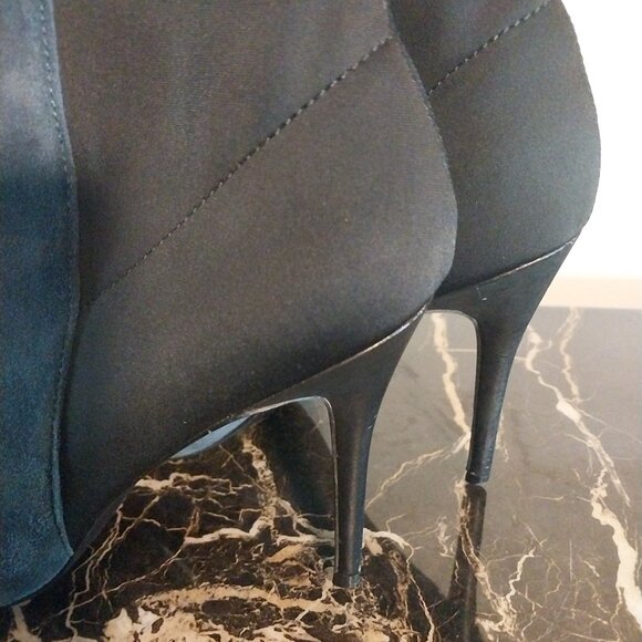 Charles by Charles David Over-the-Knee, Thigh High boots C236/DR2120 - Picture 6 of 16